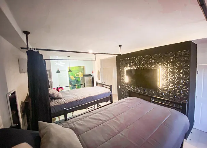 Baja Cabo Arenal Hostel *